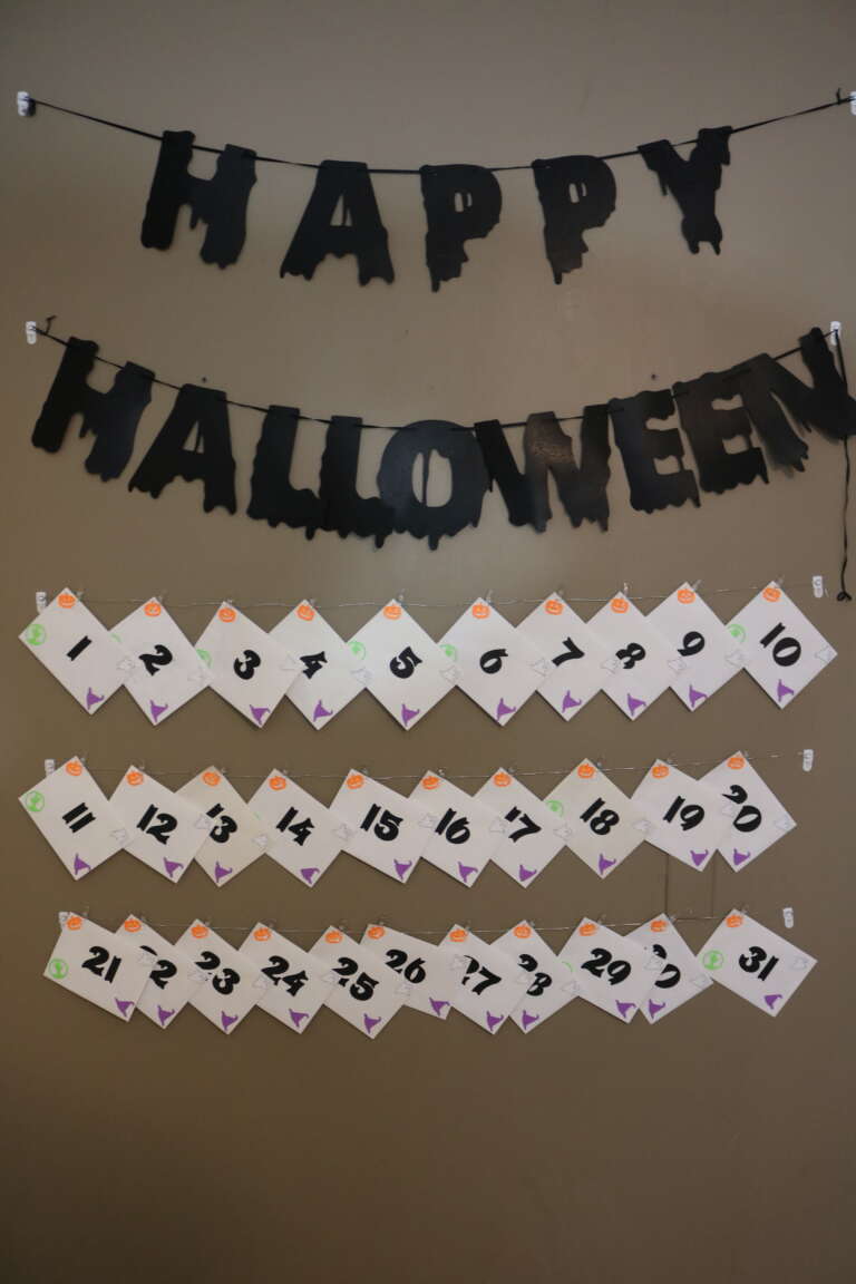 How to Make a Halloween Countdown Calendar